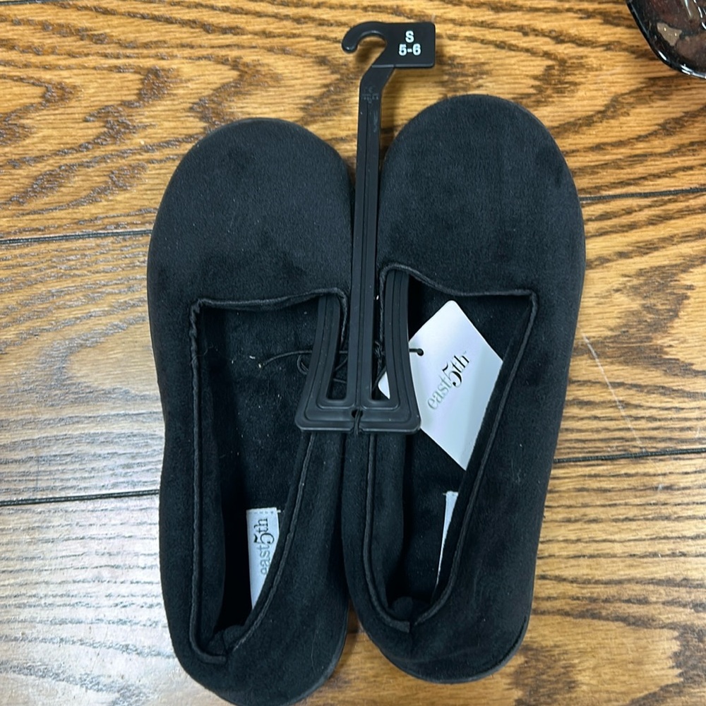 East 5th Woman’s  Slippers